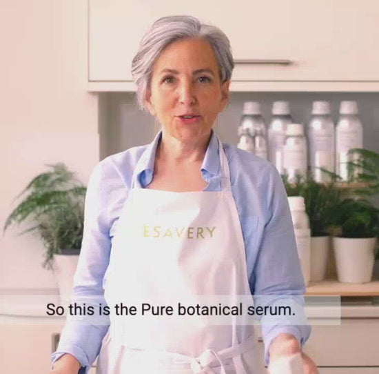 Desavery Founder, Andrea Dinnick explains how to use Pure Botanical Serum. A fragrance-free facial oil that is made with organic and vegan plant oils. It's anti-inflammatory and works well treating rosacea and sensitive skin. 